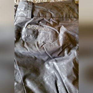 Columbia Omni tech snow pants women size medium black